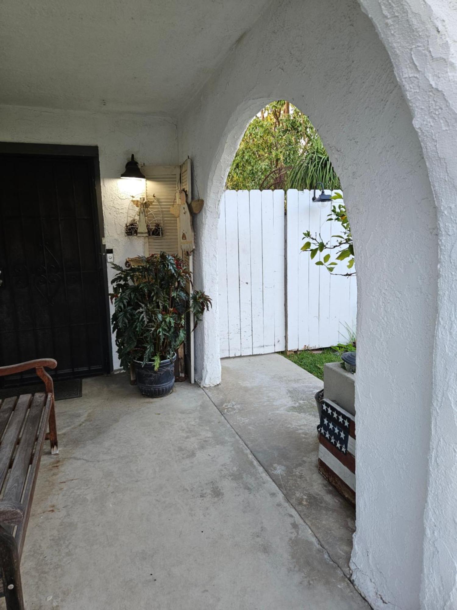 Eastside Costa Mesa House Exterior foto